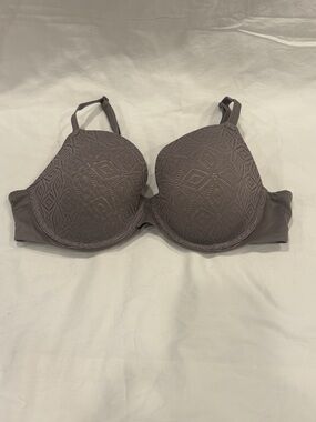 Auden Icon 36C Lace-Textured Molded cups Tshirt Bra convertible straps grey